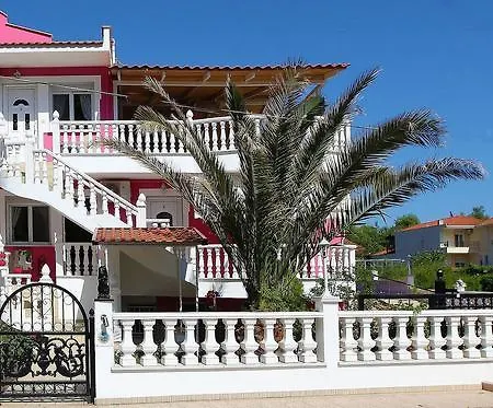Nereids Apartments&studios Chrisi Ammoudia