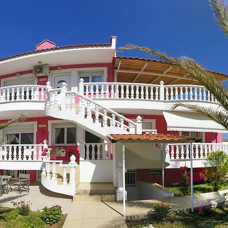 Nereids Apartments&studios Chrisi Ammoudia